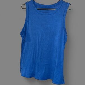 Blue stretchy tank top